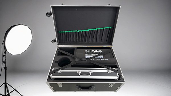 Floor anti-slip special aluminum tool case